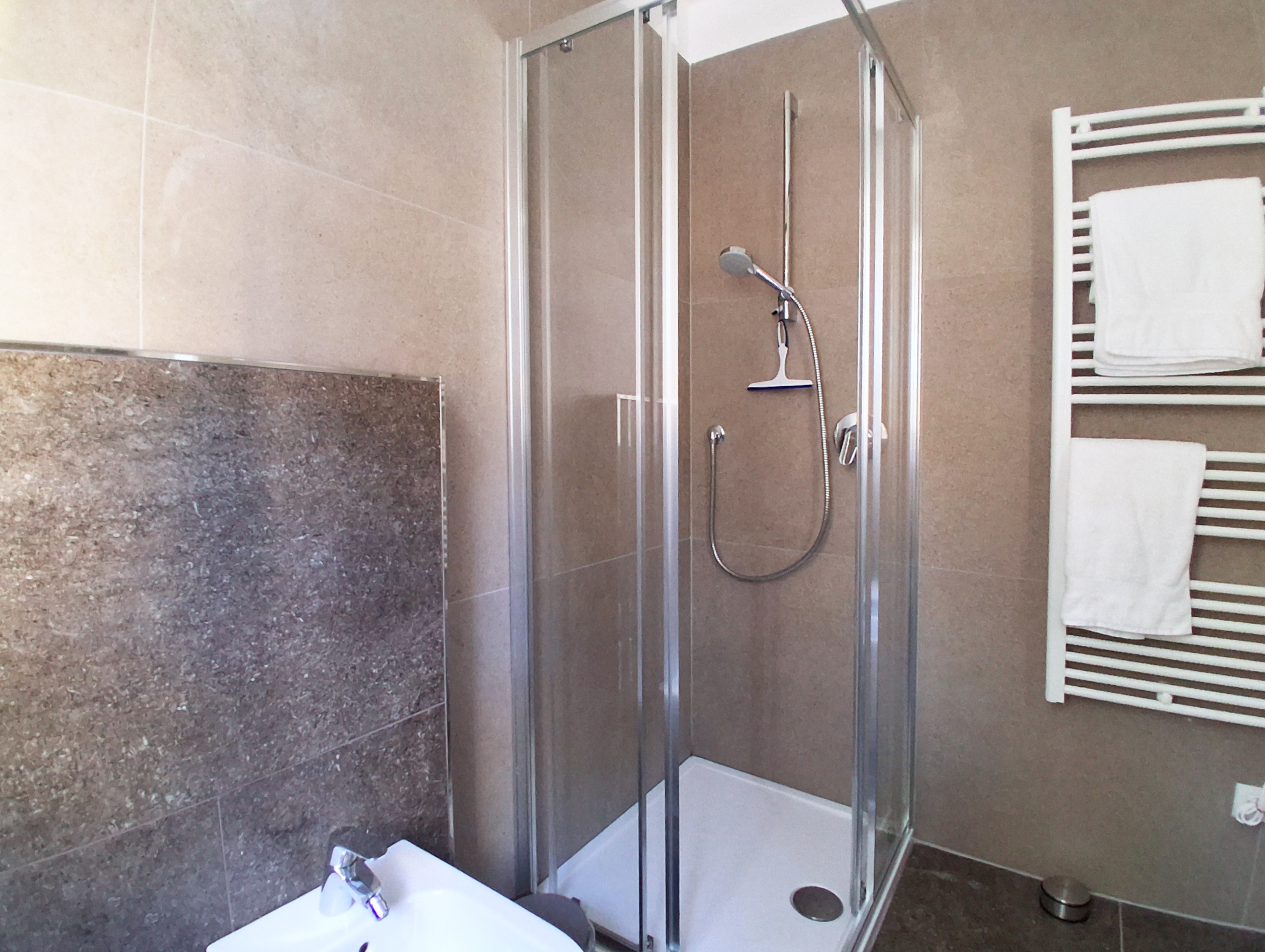 Bad-Casa-Relax-Bogliaco-Gargnano